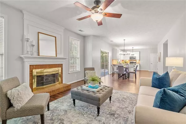 5353 Spike LN, Suwanee, GA 30024