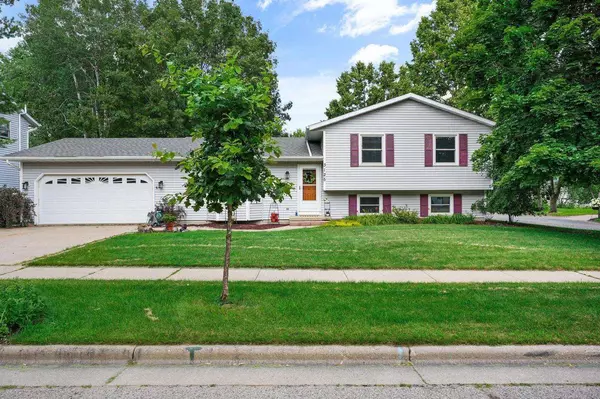 3125 Silverton Trail TRAIL, Madison, WI 53719