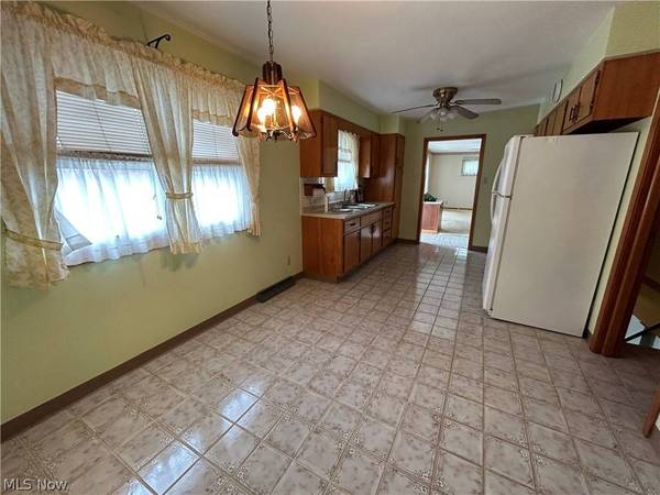 52139 Buena Vista DR, St. Clairsville, OH 43950