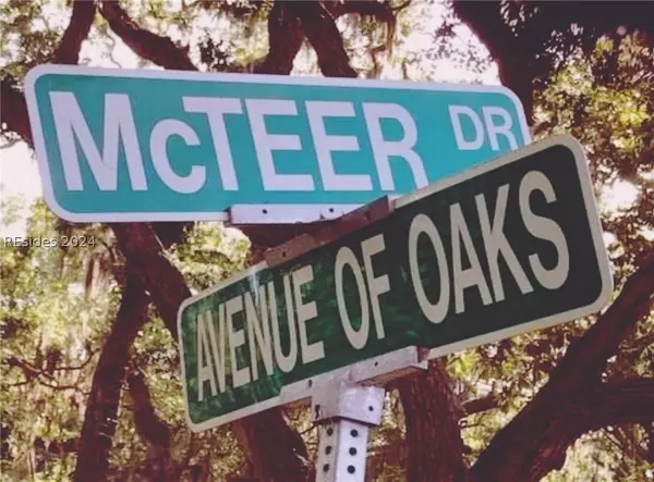 27 Mcteer DR, Saint Helena Island, SC 29920