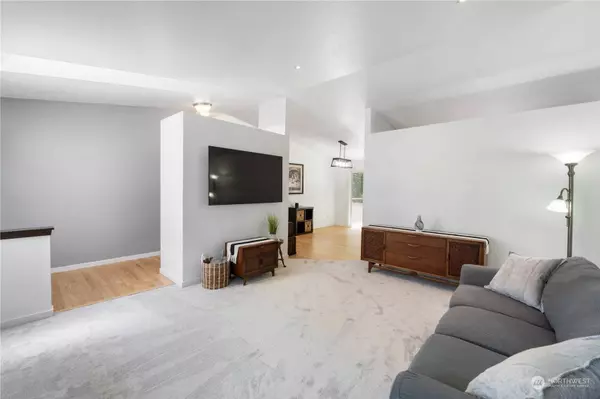 18925 SE 263rd ST, Covington, WA 98042