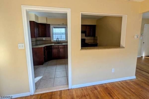 385 16Th Ave, Irvington Twp., NJ 07111