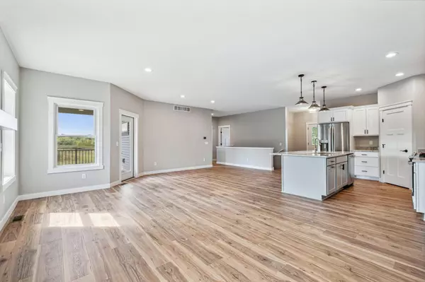 1840 90th ST, New Richmond, WI 54017