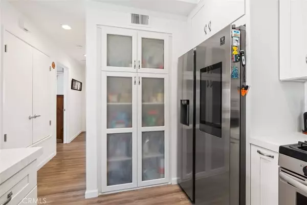 82 Brisa Del Lago, Rancho Santa Margarita, CA 92688