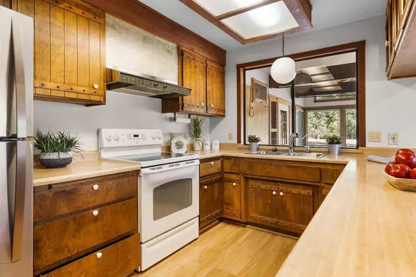 8248 Catalpa DR, Citrus Heights, CA 95610