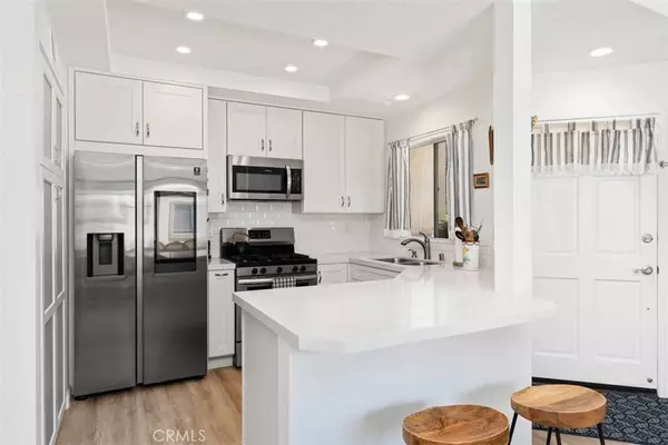 82 Brisa Del Lago, Rancho Santa Margarita, CA 92688