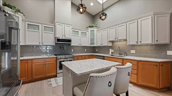 W4923 Battlestone Station Rd, Shelby, WI 54601