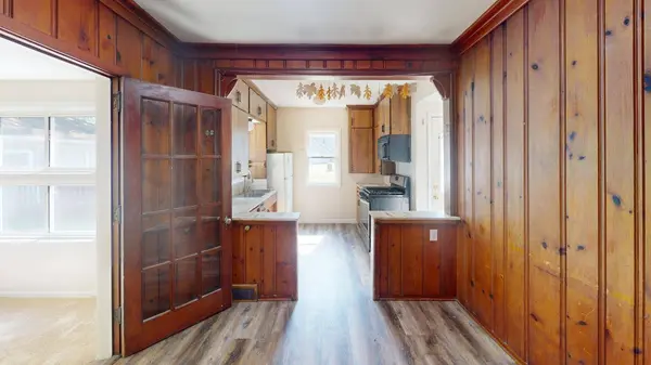 251 18th AVE N, Hopkins, MN 55343