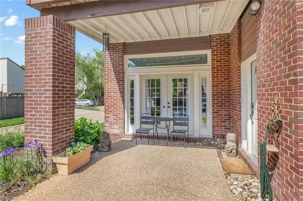 368 Pender CT, Norfolk, VA 23517