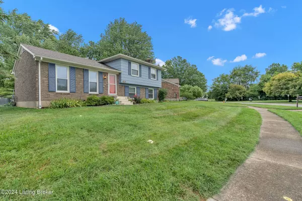 9203 Auburn Ave, Louisville, KY 40299