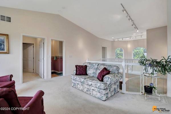 2150 Glacier ST, Anchorage, AK 99508