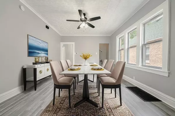 2306 Orchard ST, Blue Island, IL 60406