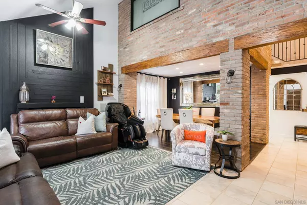 2633 Summitview Ln, Spring Valley, CA 91977