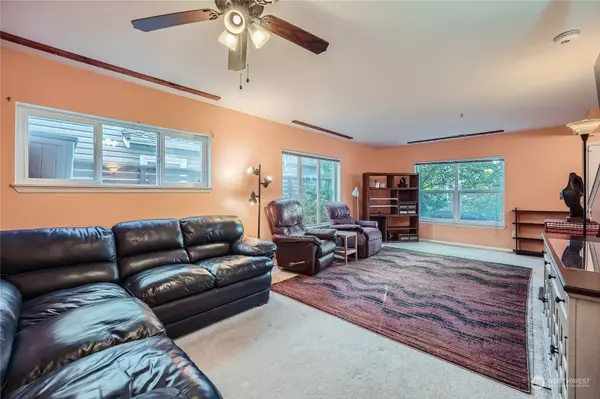 1722 26th AVE S, Seattle, WA 98144