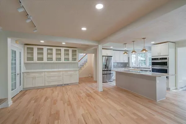 4760 Schneider Drive, Fitchburg, WI 53575