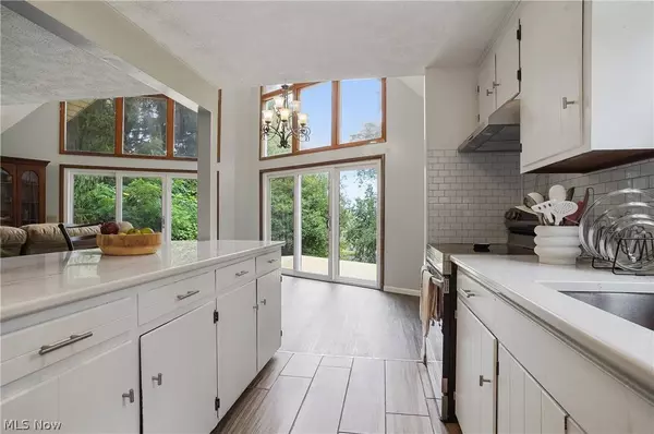 32299 Hostetter RD, Hanoverton, OH 44423