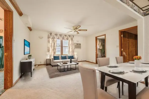 1585 Wood ST, Crete, IL 60417