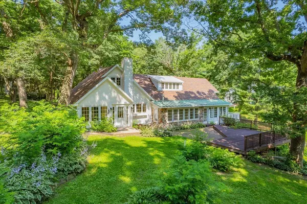 4760 Schneider Drive, Fitchburg, WI 53575