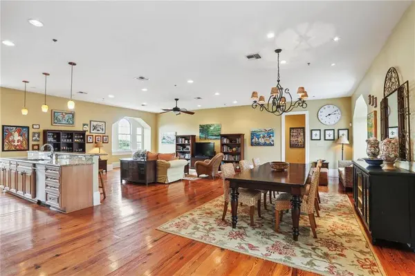 1314 NAPOLEON AVE #22, New Orleans, LA 70115