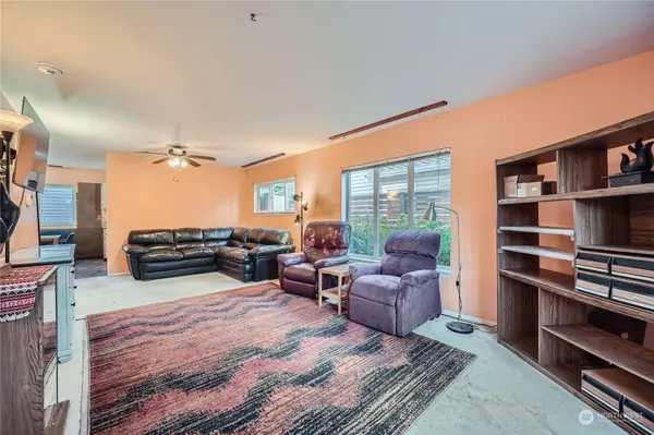 1722 26th AVE S, Seattle, WA 98144