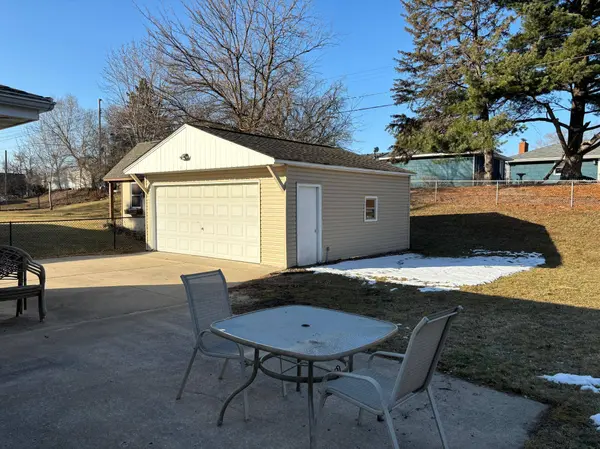 9124 Emerson AVE S, Bloomington, MN 55420