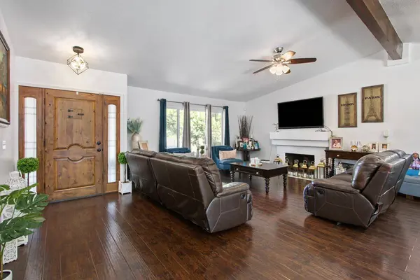 1517 Ashley AVE, Woodland, CA 95695