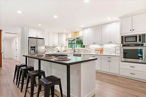 13757 Seven Cedars DR, Grass Valley, CA 95945