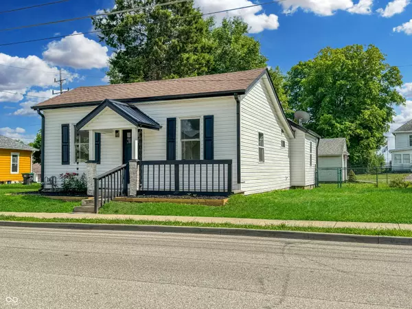 53 W Pearl ST, Greenwood, IN 46142