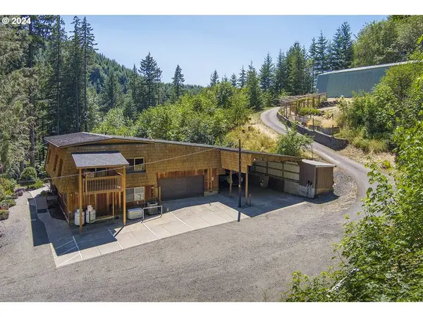 57169 DOUGLAS WAY, Scappoose, OR 97056