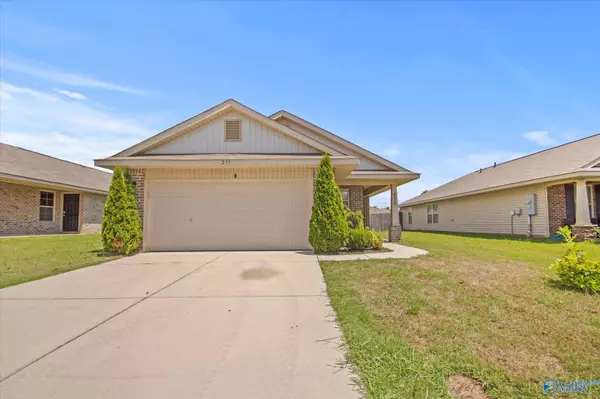 233 Valleyside Drive, Huntsville, AL 35810