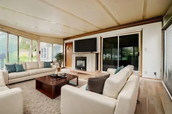 1585 Wood ST, Crete, IL 60417