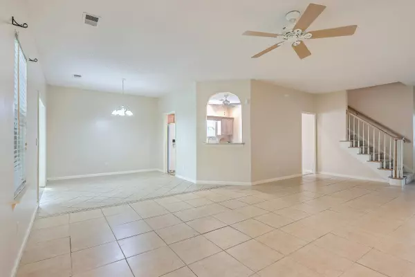 158 Chatfield Cir, Goose Creek, SC 29445