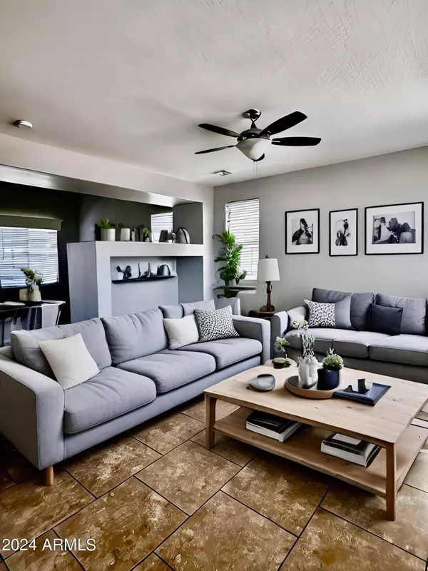 17421 W MANDALAY Lane, Surprise, AZ 85388