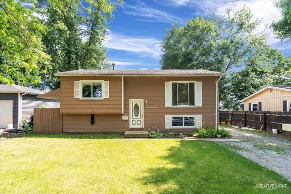 1108 E 5th ST, Sandwich, IL 60548