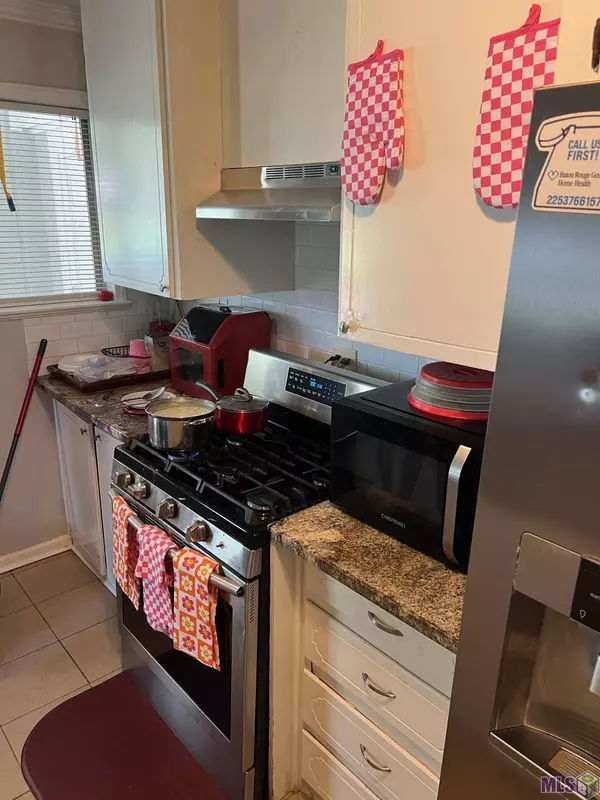 1004 CLERMONT ST, Baker, LA 70714