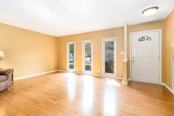 1305 Brentwood PL, Joliet, IL 60435