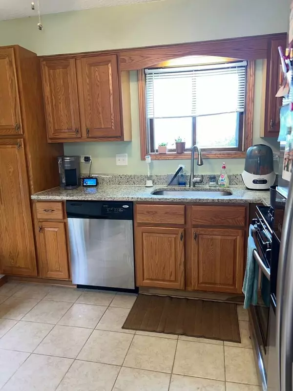 15712 Orlan brook Drive #150, Orland Park, IL 60462