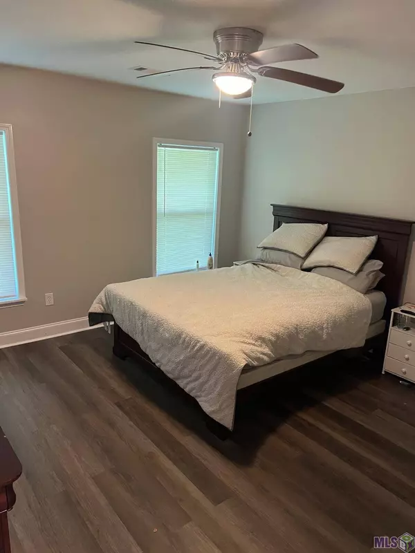 8763 AIRLINE HWY, Baton Rouge, LA 70815