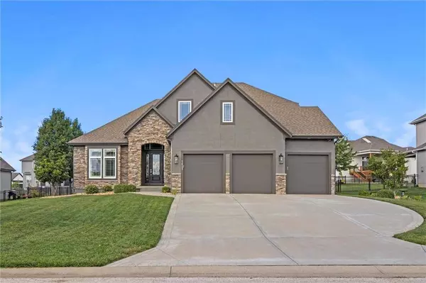 7613 Houston ST, Shawnee, KS 66227