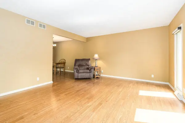 1305 Brentwood Place, Joliet, IL 60435