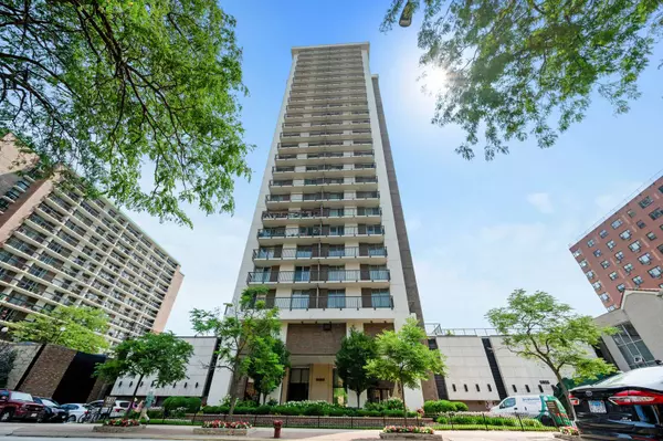 5855 N Sheridan RD SE #10G, Chicago, IL 60660