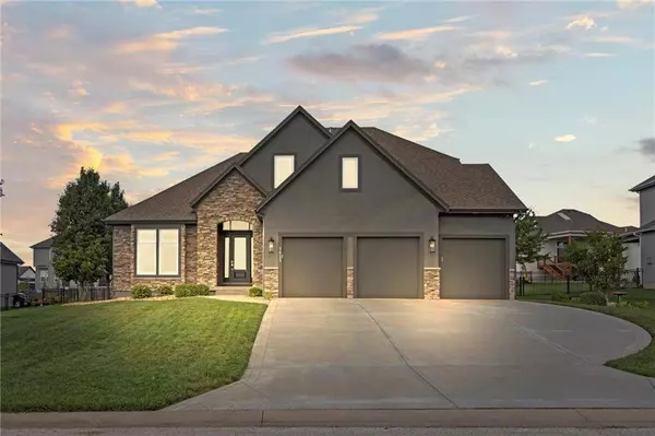 7613 Houston ST, Shawnee, KS 66227