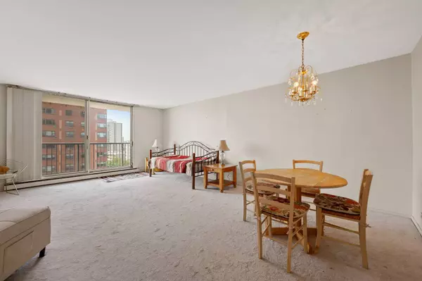 5855 N Sheridan RD SE #10G, Chicago, IL 60660