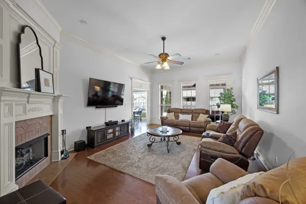 42 Joseph Cv, Jackson, TN 38305-6935