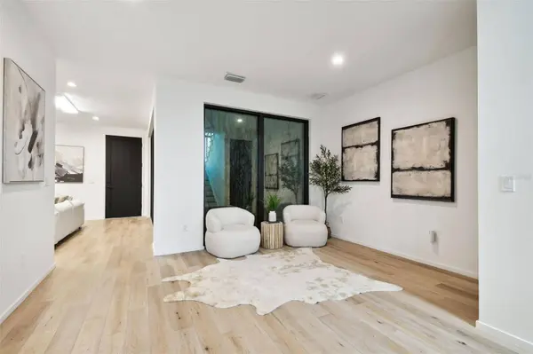 94 W DAVIS BLVD, Tampa, FL 33606