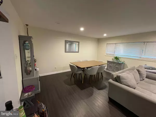 141 ECHELON RD, Voorhees, NJ 08043