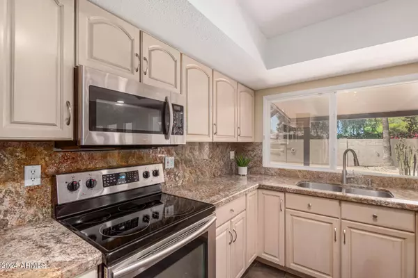 5920 S JUNIPER Street, Tempe, AZ 85283