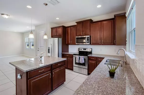 3802 BRIGHTON PARK CIR, Orlando, FL 32812