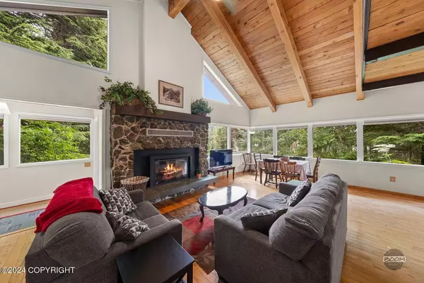 616 Sproat RD, Girdwood, AK 99587