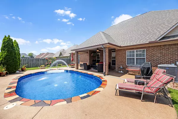 42 Joseph Cv, Jackson, TN 38305-6935